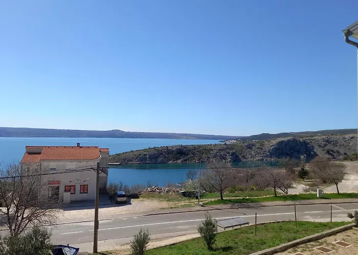 3 Bedroom Amazing In Appartement Jasenice (Zadar)