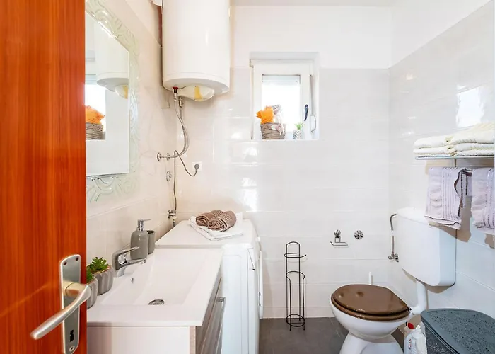 3 Bedroom Amazing In Appartement *