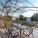 Gorgeous In With Wifi Apartment