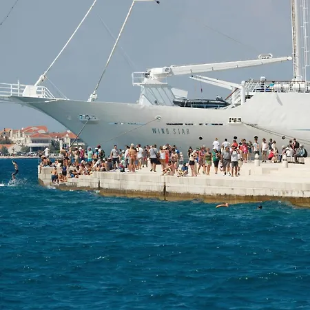 3 Bedroom Amazing In *